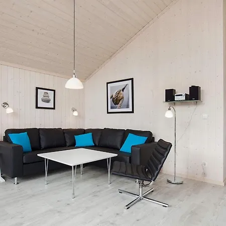 Single-level With Sauna